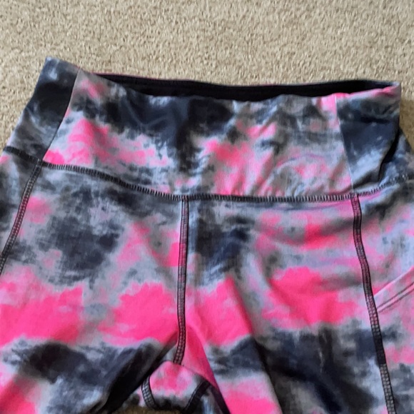 Active wear leggings - Picture 3 of 4